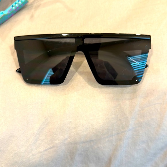 Sunglasses - Picture 1 of 2